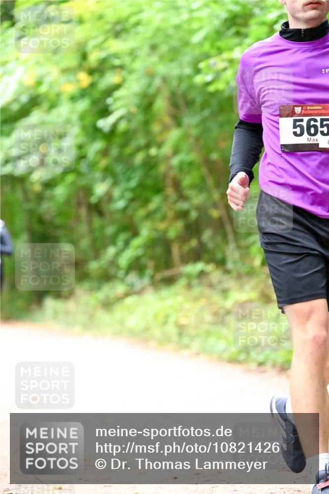 11.10.2026 - Bramfelder Halbmarathon 2026 Dr. Thomas Lammeyer http://msf.ph/oto/10821426 11.10.2026 10:27:01 Laufen 11, 35, 565 meine-sportfotos.de