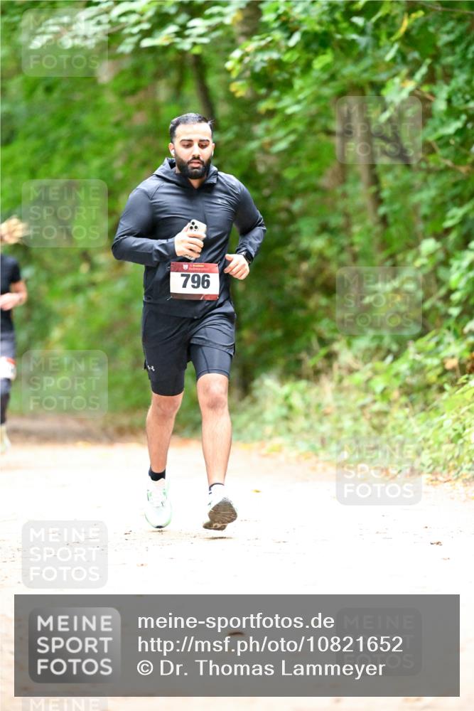 11.10.2026 - Bramfelder Halbmarathon 2026 Dr. Thomas Lammeyer http://msf.ph/oto/10821652 11.10.2026 10:28:55 Laufen 796 meine-sportfotos.de