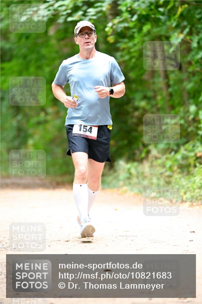 11.10.2026 - Bramfelder Halbmarathon 2026 Dr. Thomas Lammeyer http://msf.ph/oto/10821683 11.10.2026 10:29:06 Laufen 154 meine-sportfotos.de