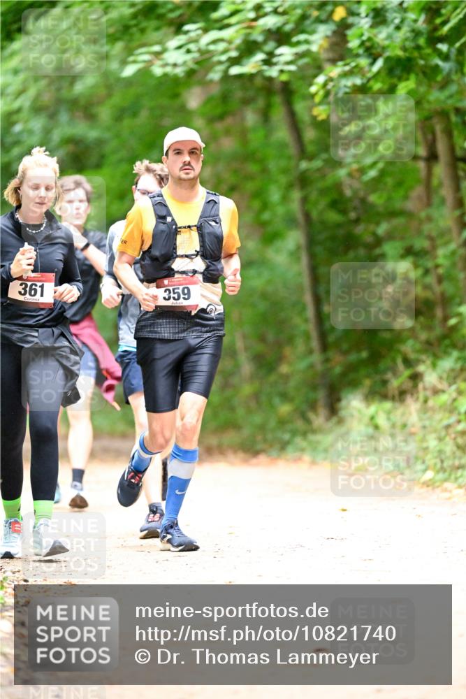 11.10.2026 - Bramfelder Halbmarathon 2026 Dr. Thomas Lammeyer http://msf.ph/oto/10821740 11.10.2026 10:29:32 Laufen 361, 359 meine-sportfotos.de