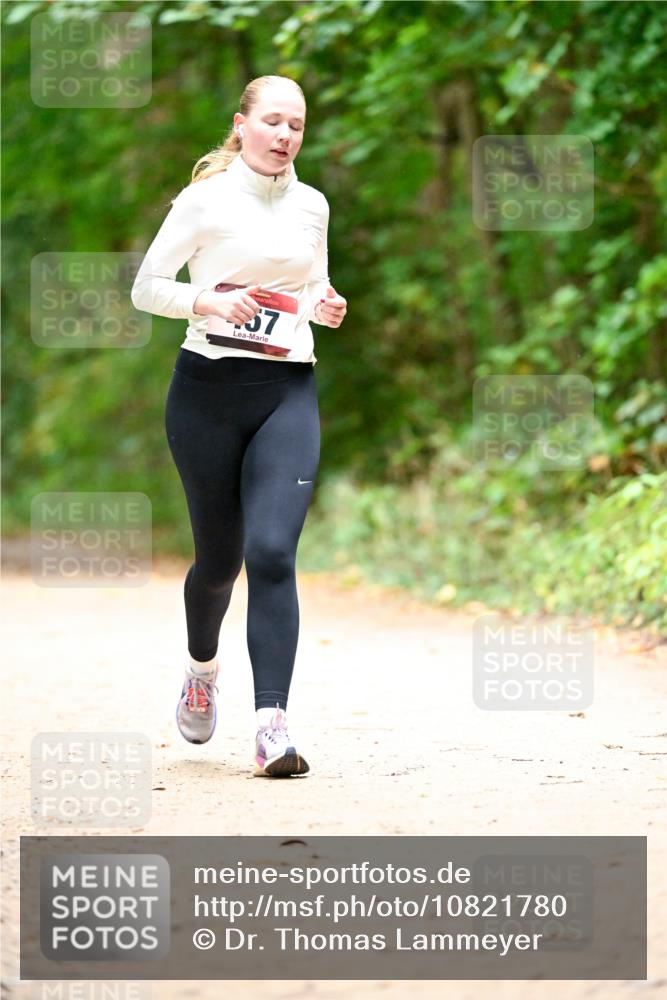 11.10.2026 - Bramfelder Halbmarathon 2026 Dr. Thomas Lammeyer http://msf.ph/oto/10821780 11.10.2026 10:29:41 Laufen 57 meine-sportfotos.de