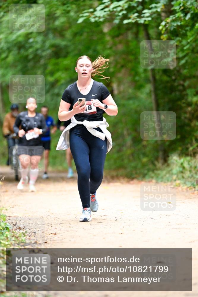 11.10.2026 - Bramfelder Halbmarathon 2026 Dr. Thomas Lammeyer http://msf.ph/oto/10821799 11.10.2026 10:29:58 Laufen 6 meine-sportfotos.de