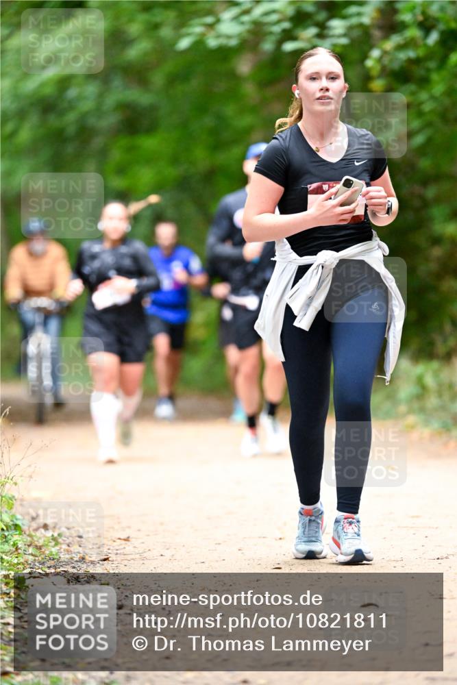 11.10.2026 - Bramfelder Halbmarathon 2026 Dr. Thomas Lammeyer http://msf.ph/oto/10821811 11.10.2026 10:29:59 Laufen  meine-sportfotos.de