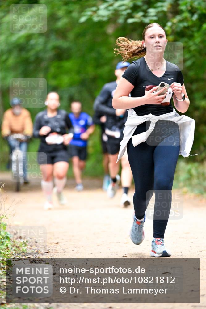 11.10.2026 - Bramfelder Halbmarathon 2026 Dr. Thomas Lammeyer http://msf.ph/oto/10821812 11.10.2026 10:29:59 Laufen  meine-sportfotos.de