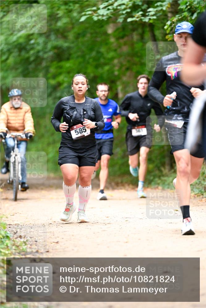 11.10.2026 - Bramfelder Halbmarathon 2026 Dr. Thomas Lammeyer http://msf.ph/oto/10821824 11.10.2026 10:30:01 Laufen 585, 75 meine-sportfotos.de