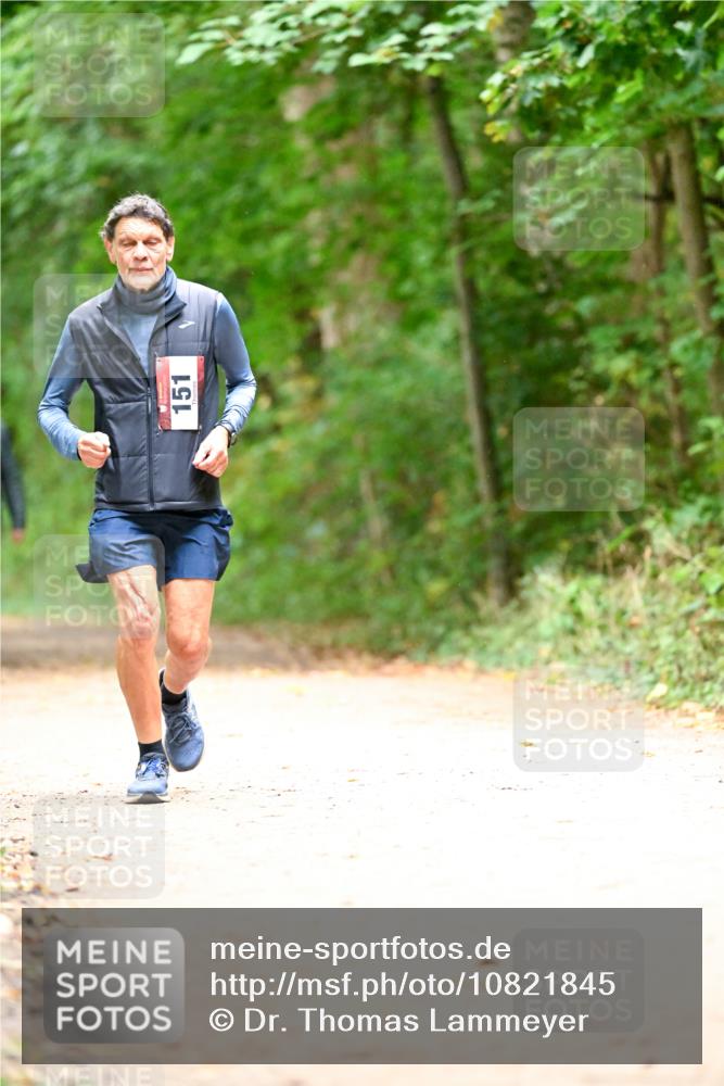 11.10.2026 - Bramfelder Halbmarathon 2026 Dr. Thomas Lammeyer http://msf.ph/oto/10821845 11.10.2026 10:30:10 Laufen 151 meine-sportfotos.de