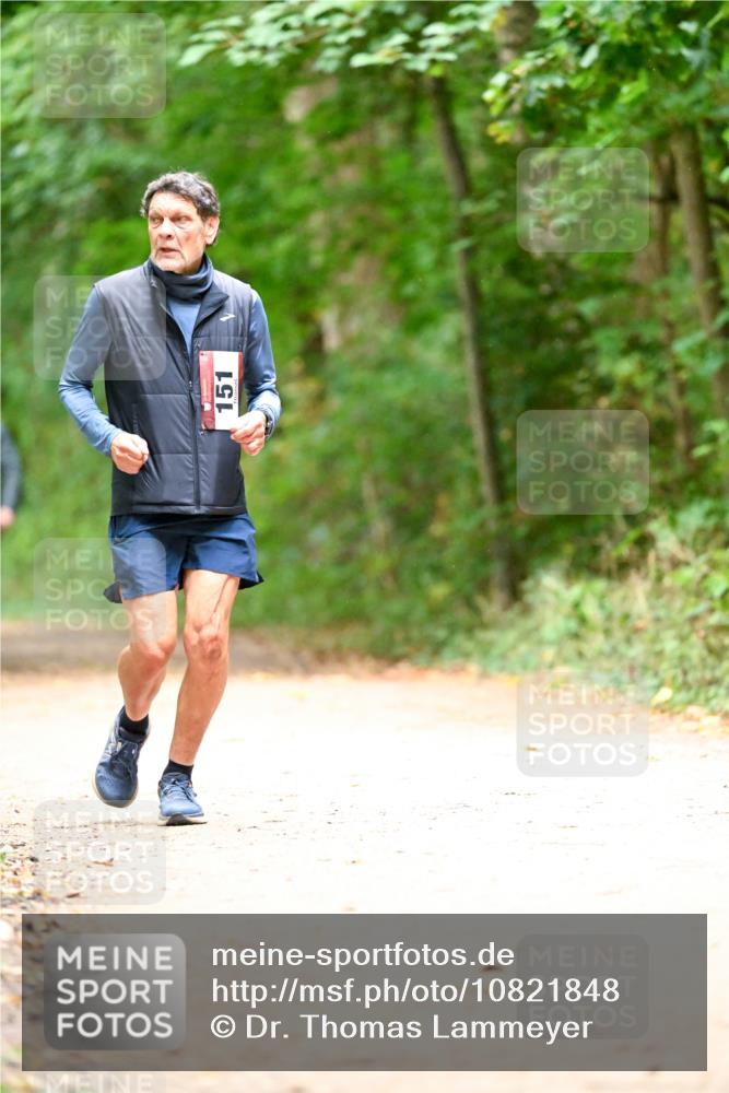 11.10.2026 - Bramfelder Halbmarathon 2026 Dr. Thomas Lammeyer http://msf.ph/oto/10821848 11.10.2026 10:30:11 Laufen 151 meine-sportfotos.de