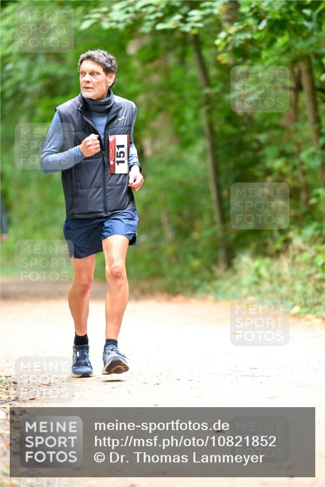 11.10.2026 - Bramfelder Halbmarathon 2026 Dr. Thomas Lammeyer http://msf.ph/oto/10821852 11.10.2026 10:30:11 Laufen 151 meine-sportfotos.de