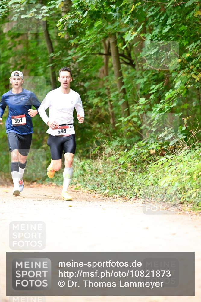 11.10.2026 - Bramfelder Halbmarathon 2026 Dr. Thomas Lammeyer http://msf.ph/oto/10821873 11.10.2026 10:30:22 Laufen 351, 595 meine-sportfotos.de