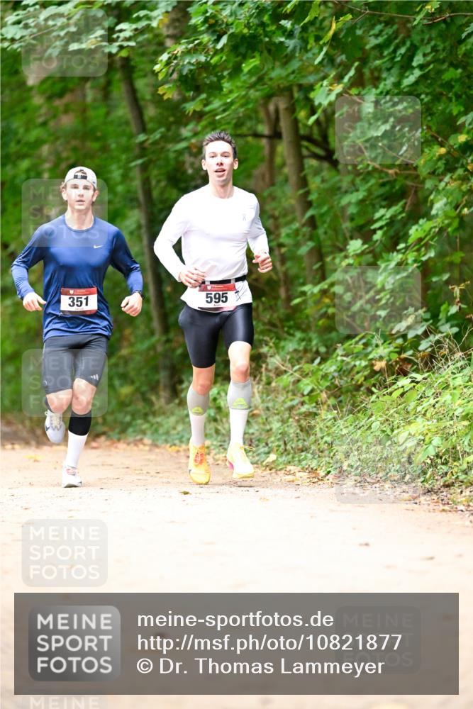11.10.2026 - Bramfelder Halbmarathon 2026 Dr. Thomas Lammeyer http://msf.ph/oto/10821877 11.10.2026 10:30:23 Laufen 351, 595 meine-sportfotos.de