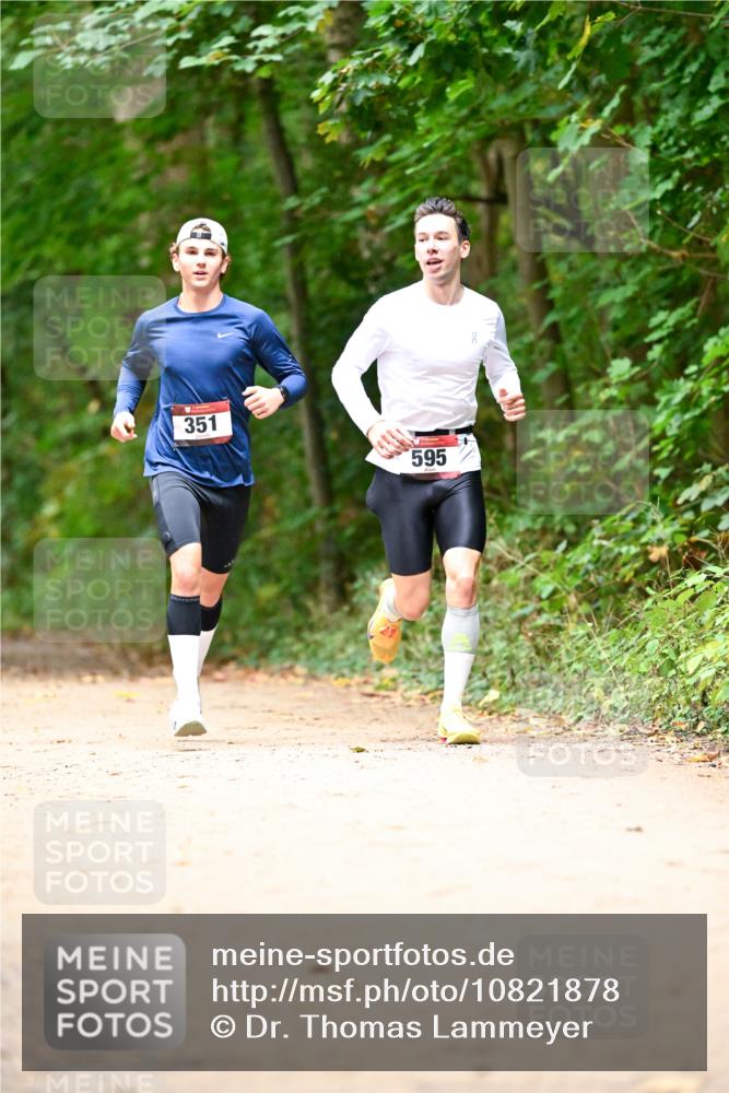 11.10.2026 - Bramfelder Halbmarathon 2026 Dr. Thomas Lammeyer http://msf.ph/oto/10821878 11.10.2026 10:30:23 Laufen 351, 595 meine-sportfotos.de