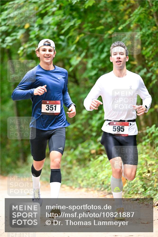 11.10.2026 - Bramfelder Halbmarathon 2026 Dr. Thomas Lammeyer http://msf.ph/oto/10821887 11.10.2026 10:30:25 Laufen 35, 351, 595 meine-sportfotos.de