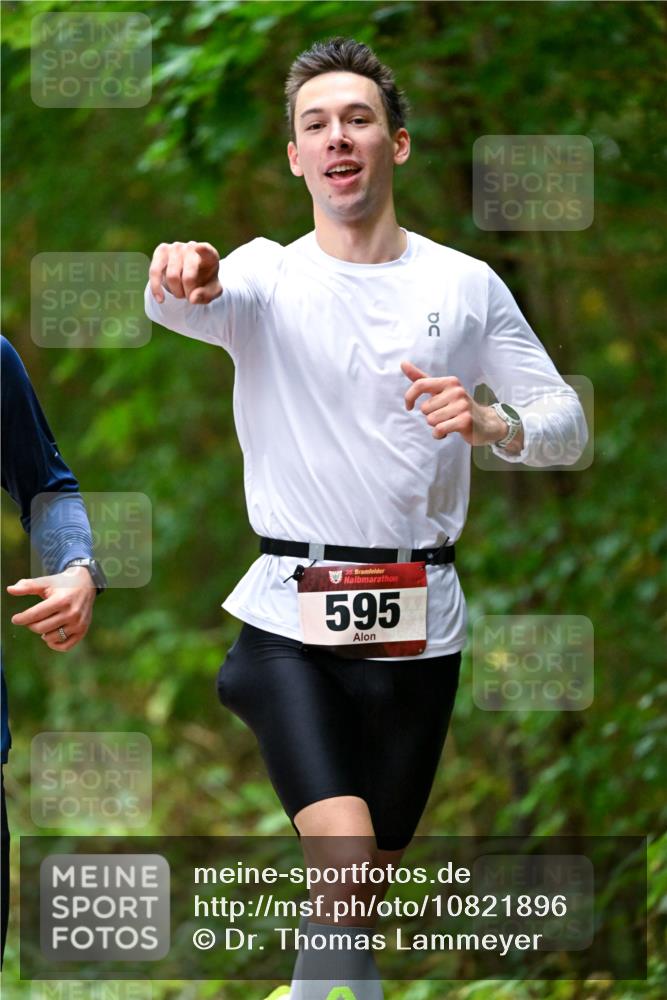 11.10.2026 - Bramfelder Halbmarathon 2026 Dr. Thomas Lammeyer http://msf.ph/oto/10821896 11.10.2026 10:30:26 Laufen 35, 595, 00 meine-sportfotos.de