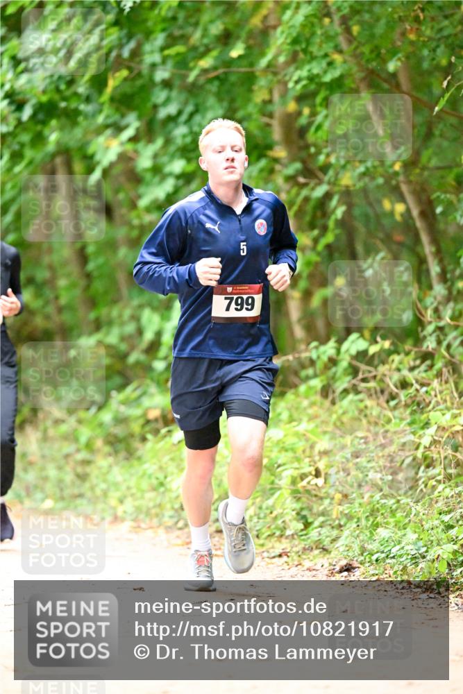 11.10.2026 - Bramfelder Halbmarathon 2026 Dr. Thomas Lammeyer http://msf.ph/oto/10821917 11.10.2026 10:30:44 Laufen 5, 799 meine-sportfotos.de