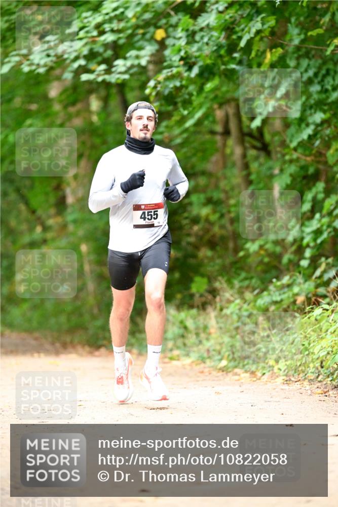 11.10.2026 - Bramfelder Halbmarathon 2026 Dr. Thomas Lammeyer http://msf.ph/oto/10822058 11.10.2026 10:31:36 Laufen 455, 16 meine-sportfotos.de