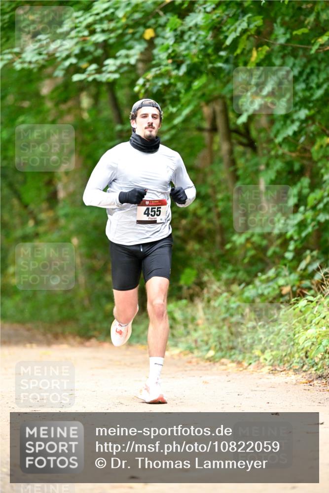 11.10.2026 - Bramfelder Halbmarathon 2026 Dr. Thomas Lammeyer http://msf.ph/oto/10822059 11.10.2026 10:31:36 Laufen 455, 16 meine-sportfotos.de