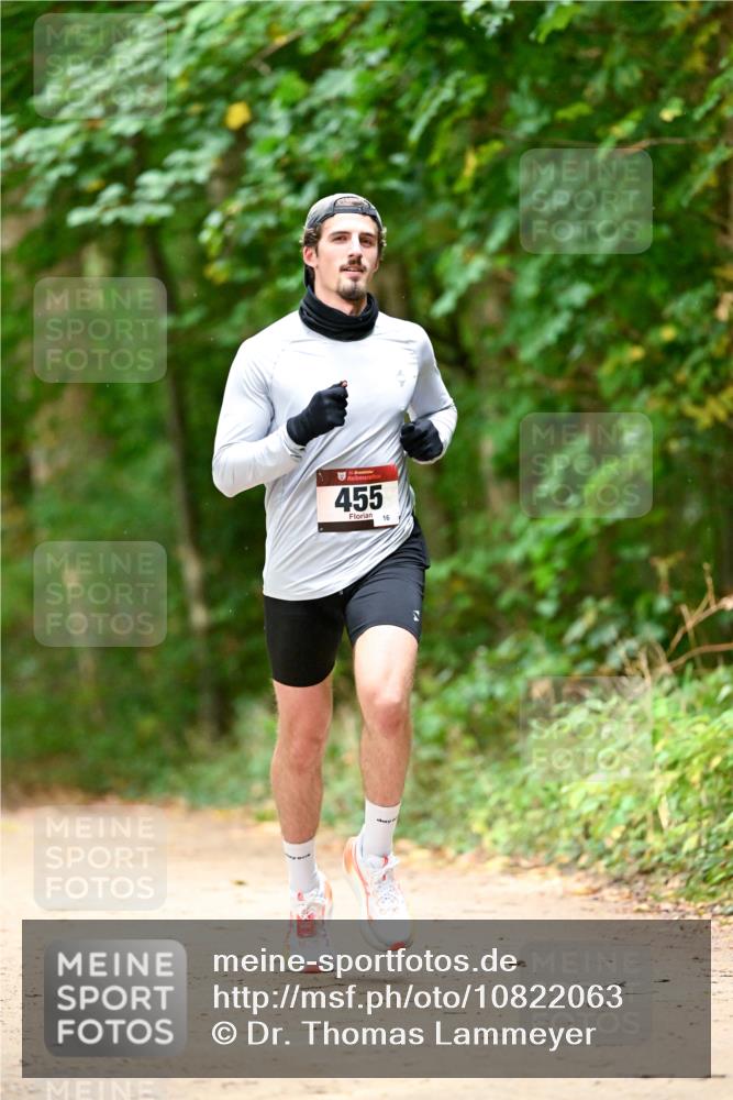 11.10.2026 - Bramfelder Halbmarathon 2026 Dr. Thomas Lammeyer http://msf.ph/oto/10822063 11.10.2026 10:31:37 Laufen 455, 16 meine-sportfotos.de