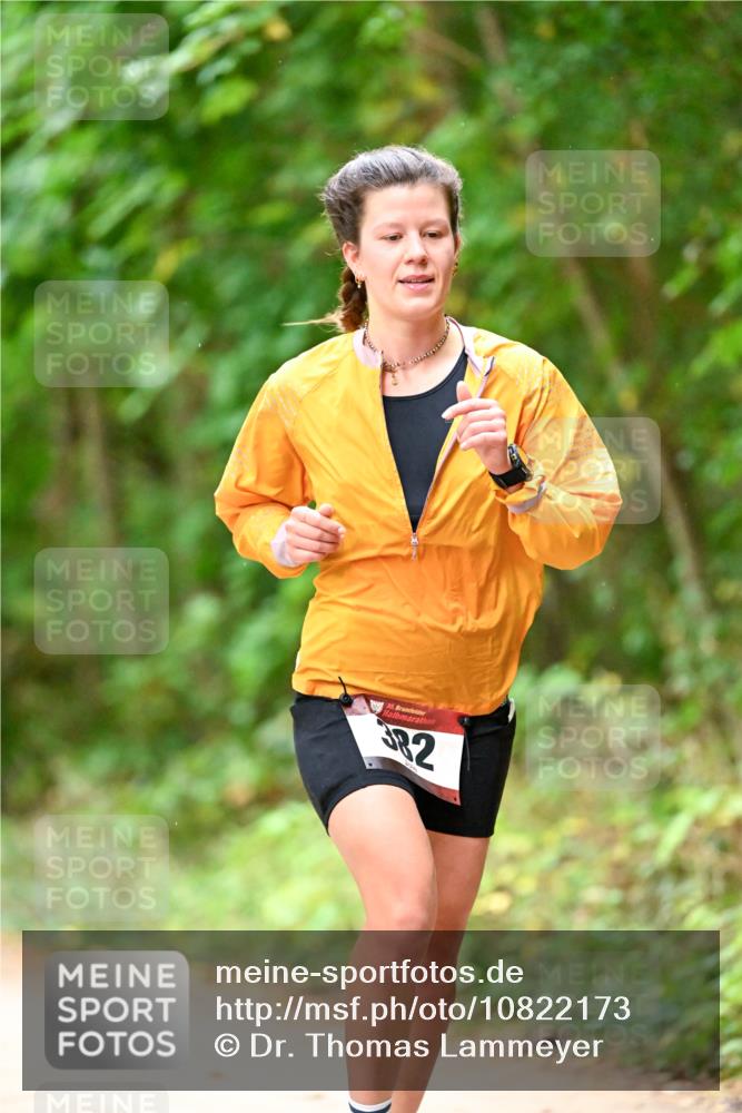 11.10.2026 - Bramfelder Halbmarathon 2026 Dr. Thomas Lammeyer http://msf.ph/oto/10822173 11.10.2026 10:33:07 Laufen 35, 382 meine-sportfotos.de