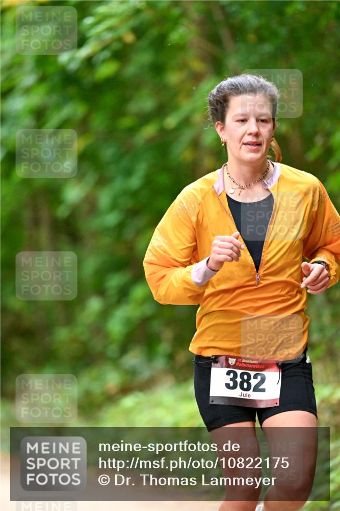 11.10.2026 - Bramfelder Halbmarathon 2026 Dr. Thomas Lammeyer http://msf.ph/oto/10822175 11.10.2026 10:33:07 Laufen 35, 382 meine-sportfotos.de