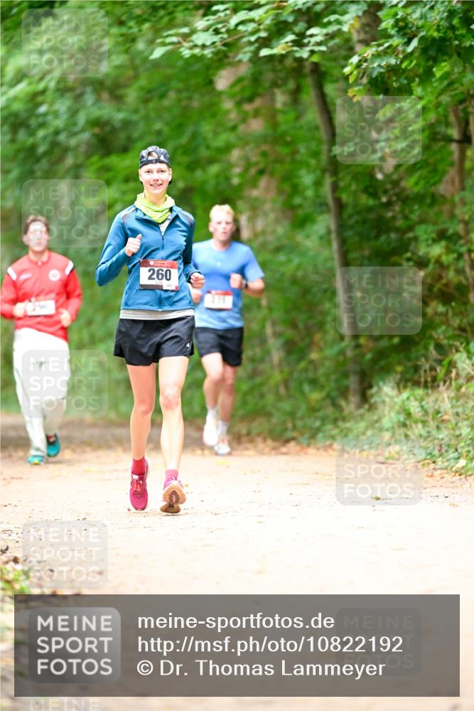 11.10.2026 - Bramfelder Halbmarathon 2026 Dr. Thomas Lammeyer http://msf.ph/oto/10822192 11.10.2026 10:33:17 Laufen  meine-sportfotos.de