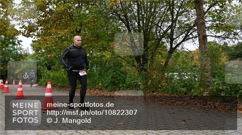 11.10.2026 - Bramfelder Halbmarathon 2026 J. Mangold http://msf.ph/oto/10822307 11.10.2026 10:13:45 Laufen 194, 439 meine-sportfotos.de