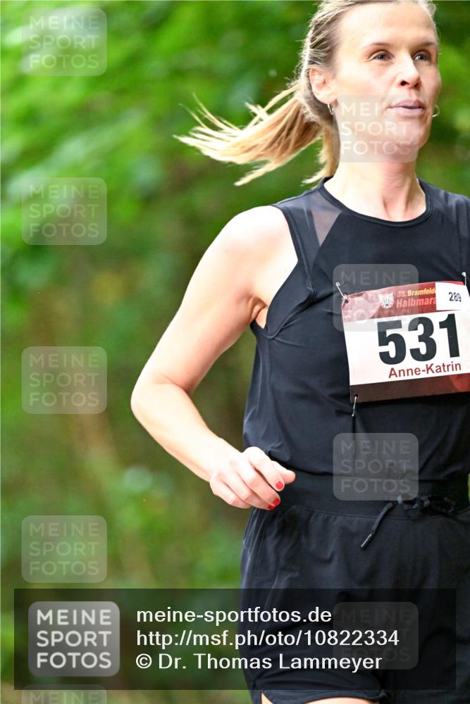 11.10.2026 - Bramfelder Halbmarathon 2026 Dr. Thomas Lammeyer http://msf.ph/oto/10822334 11.10.2026 10:34:06 Laufen 35, 289, 531 meine-sportfotos.de