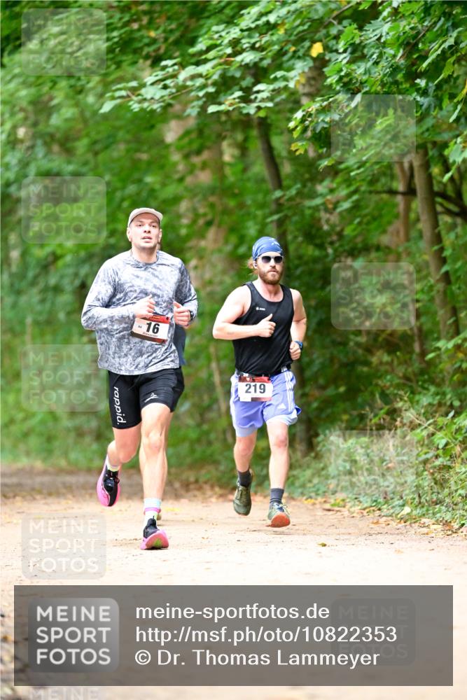 11.10.2026 - Bramfelder Halbmarathon 2026 Dr. Thomas Lammeyer http://msf.ph/oto/10822353 11.10.2026 10:34:11 Laufen 16, 219 meine-sportfotos.de
