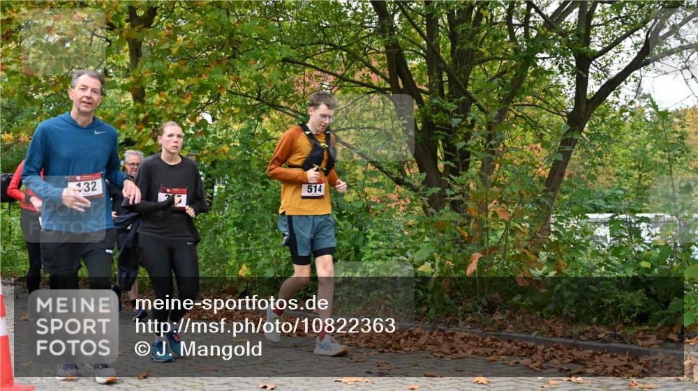 11.10.2026 - Bramfelder Halbmarathon 2026 J. Mangold http://msf.ph/oto/10822363 11.10.2026 10:14:35 Laufen 132, 365, 401, 435, 514 meine-sportfotos.de