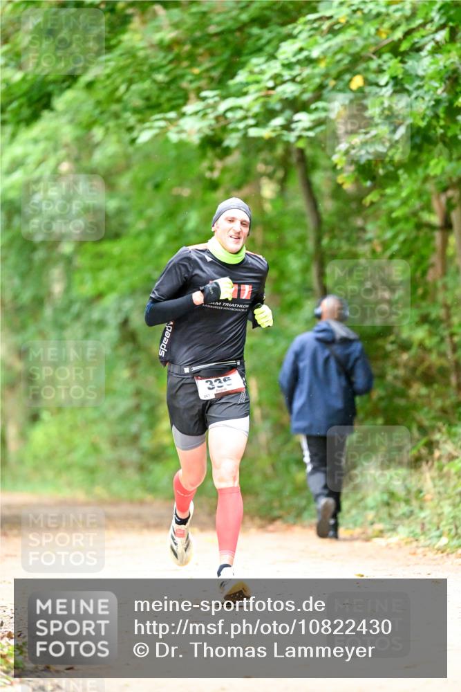 11.10.2026 - Bramfelder Halbmarathon 2026 Dr. Thomas Lammeyer http://msf.ph/oto/10822430 11.10.2026 10:34:33 Laufen 33 meine-sportfotos.de