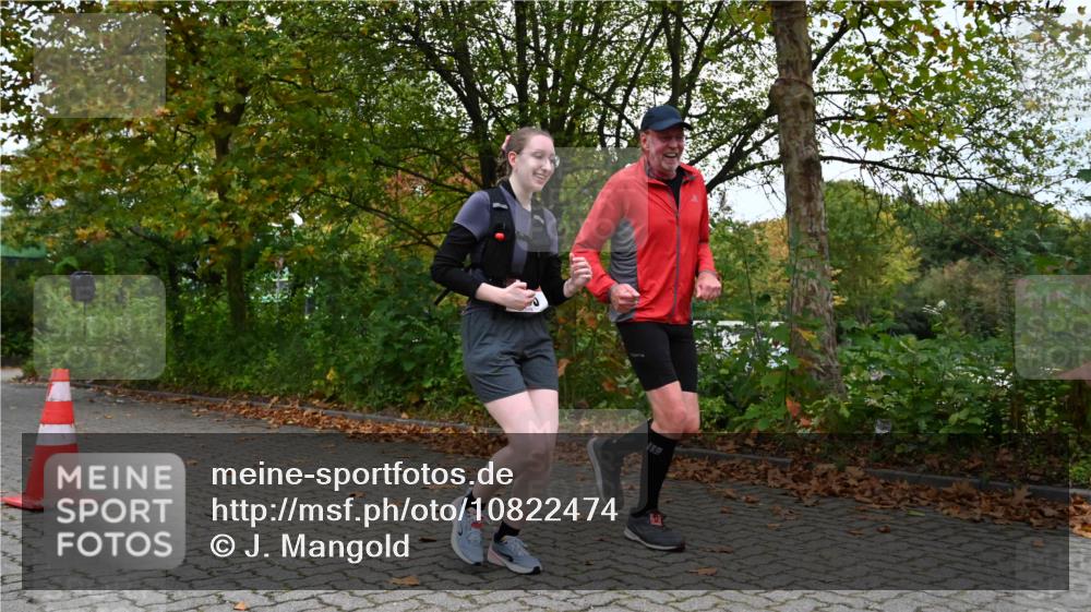 11.10.2026 - Bramfelder Halbmarathon 2026 J. Mangold http://msf.ph/oto/10822474 11.10.2026 10:17:08 Laufen 352, 535, 799 meine-sportfotos.de