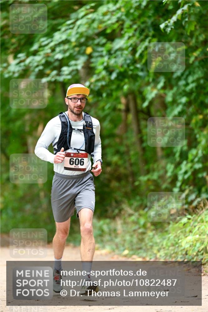 11.10.2026 - Bramfelder Halbmarathon 2026 Dr. Thomas Lammeyer http://msf.ph/oto/10822487 11.10.2026 10:35:01 Laufen 606 meine-sportfotos.de