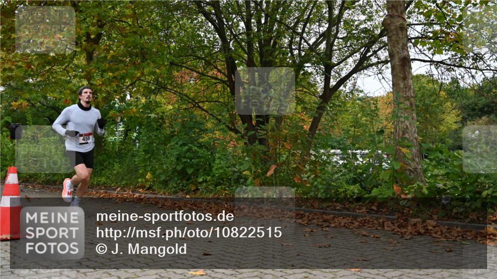 11.10.2026 - Bramfelder Halbmarathon 2026 J. Mangold http://msf.ph/oto/10822515 11.10.2026 10:18:19 Laufen 455 meine-sportfotos.de