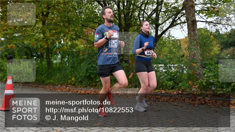 11.10.2026 - Bramfelder Halbmarathon 2026 J. Mangold http://msf.ph/oto/10822553 11.10.2026 10:18:49 Laufen 2, 443 meine-sportfotos.de