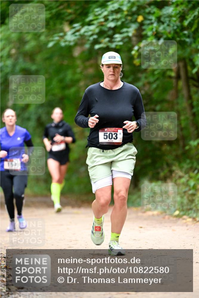 11.10.2026 - Bramfelder Halbmarathon 2026 Dr. Thomas Lammeyer http://msf.ph/oto/10822580 11.10.2026 10:35:25 Laufen 157, 503 meine-sportfotos.de