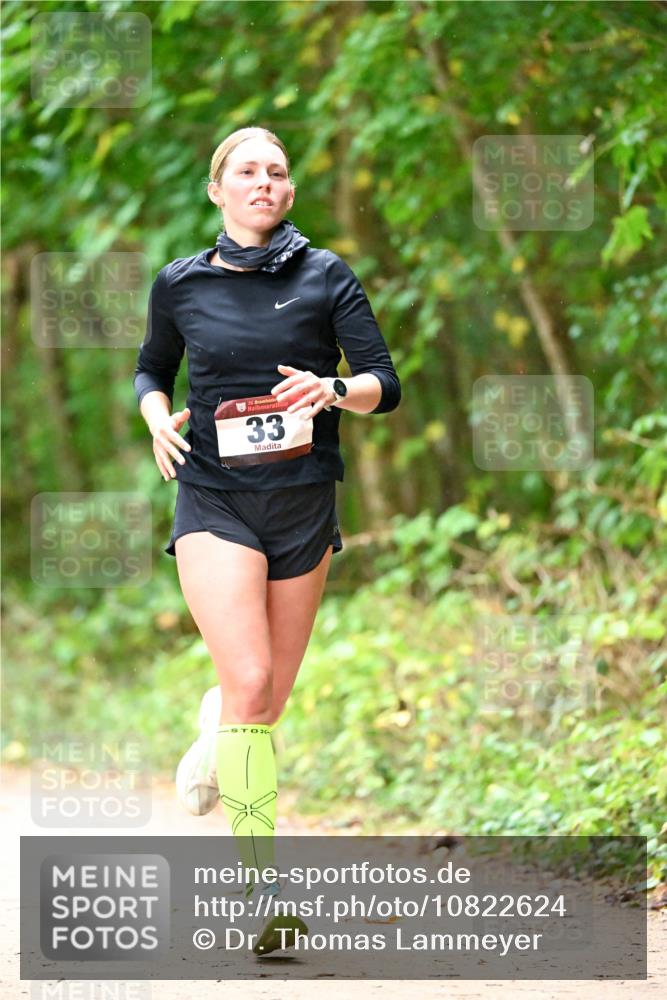 11.10.2026 - Bramfelder Halbmarathon 2026 Dr. Thomas Lammeyer http://msf.ph/oto/10822624 11.10.2026 10:35:30 Laufen 35, 33 meine-sportfotos.de