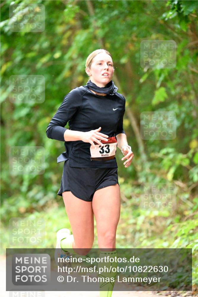 11.10.2026 - Bramfelder Halbmarathon 2026 Dr. Thomas Lammeyer http://msf.ph/oto/10822630 11.10.2026 10:35:30 Laufen 33 meine-sportfotos.de