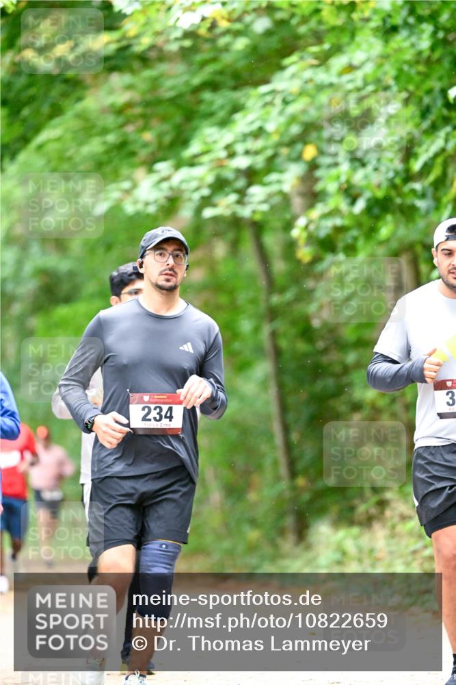 11.10.2026 - Bramfelder Halbmarathon 2026 Dr. Thomas Lammeyer http://msf.ph/oto/10822659 11.10.2026 10:35:51 Laufen 234, 3 meine-sportfotos.de