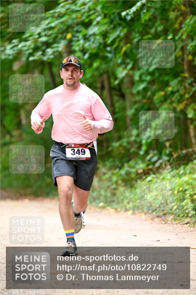 11.10.2026 - Bramfelder Halbmarathon 2026 Dr. Thomas Lammeyer http://msf.ph/oto/10822749 11.10.2026 10:36:01 Laufen 349 meine-sportfotos.de