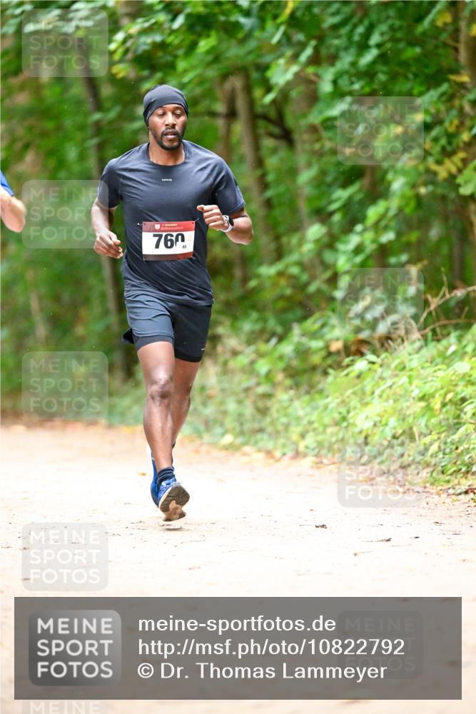 11.10.2026 - Bramfelder Halbmarathon 2026 Dr. Thomas Lammeyer http://msf.ph/oto/10822792 11.10.2026 10:36:12 Laufen 760 meine-sportfotos.de