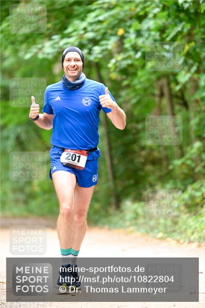 11.10.2026 - Bramfelder Halbmarathon 2026 Dr. Thomas Lammeyer http://msf.ph/oto/10822804 11.10.2026 10:36:13 Laufen 201 meine-sportfotos.de
