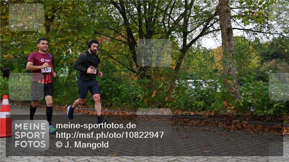 11.10.2026 - Bramfelder Halbmarathon 2026 J. Mangold http://msf.ph/oto/10822947 11.10.2026 10:23:45 Laufen 101, 102, 589 meine-sportfotos.de