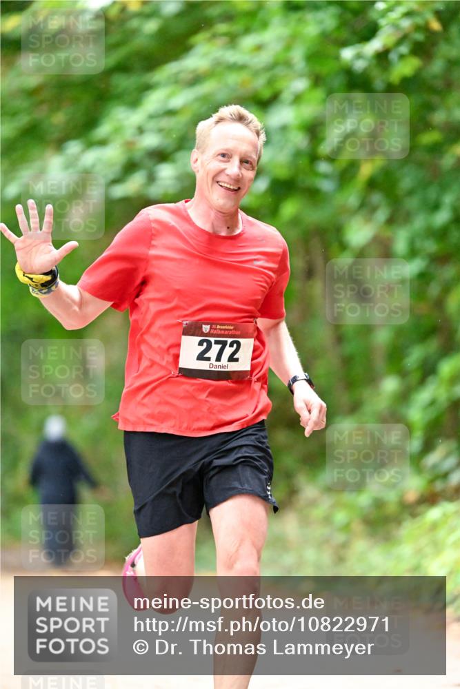 11.10.2026 - Bramfelder Halbmarathon 2026 Dr. Thomas Lammeyer http://msf.ph/oto/10822971 11.10.2026 10:36:37 Laufen 35, 272 meine-sportfotos.de