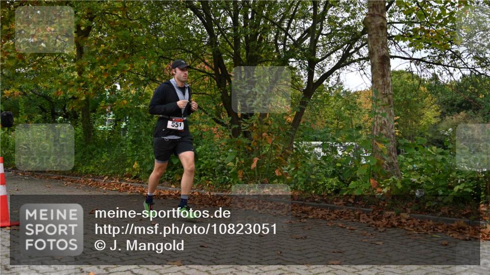 11.10.2026 - Bramfelder Halbmarathon 2026 J. Mangold http://msf.ph/oto/10823051 11.10.2026 10:27:10 Laufen 530, 551, 641, 702 meine-sportfotos.de