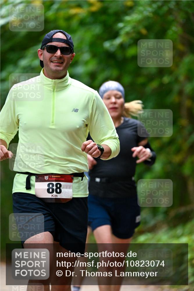 11.10.2026 - Bramfelder Halbmarathon 2026 Dr. Thomas Lammeyer http://msf.ph/oto/10823074 11.10.2026 10:37:07 Laufen 35, 88 meine-sportfotos.de