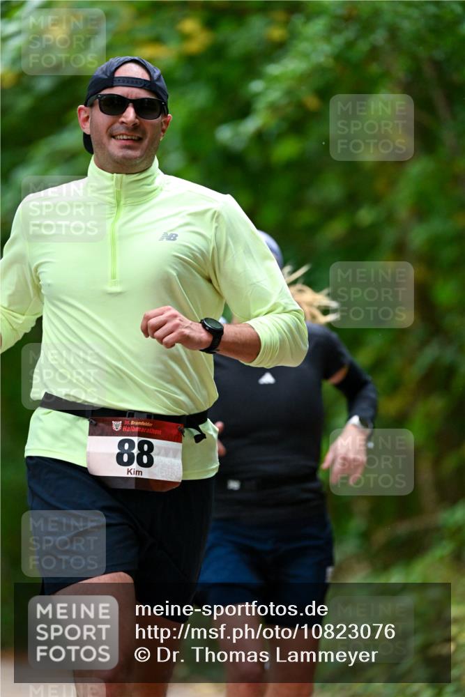 11.10.2026 - Bramfelder Halbmarathon 2026 Dr. Thomas Lammeyer http://msf.ph/oto/10823076 11.10.2026 10:37:07 Laufen 35, 88 meine-sportfotos.de