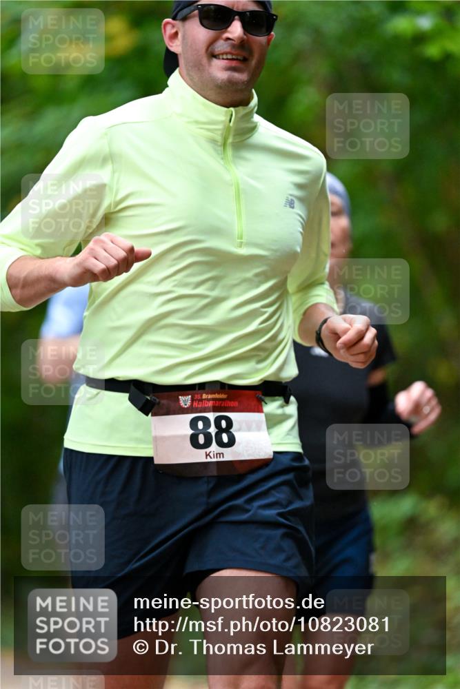 11.10.2026 - Bramfelder Halbmarathon 2026 Dr. Thomas Lammeyer http://msf.ph/oto/10823081 11.10.2026 10:37:08 Laufen 35, 88 meine-sportfotos.de
