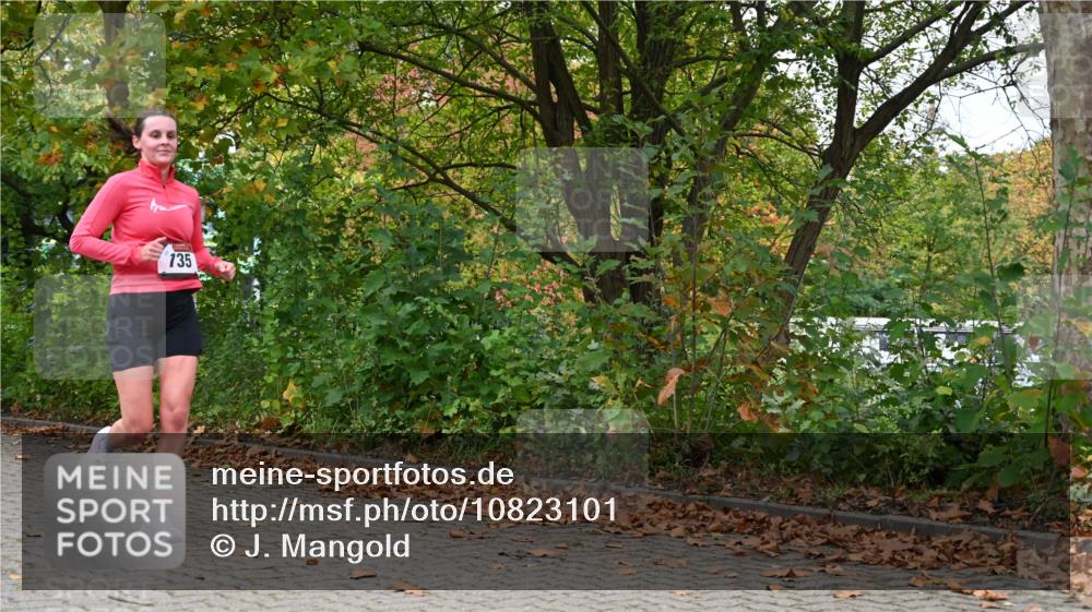 11.10.2026 - Bramfelder Halbmarathon 2026 J. Mangold http://msf.ph/oto/10823101 11.10.2026 10:27:54 Laufen 368, 735 meine-sportfotos.de