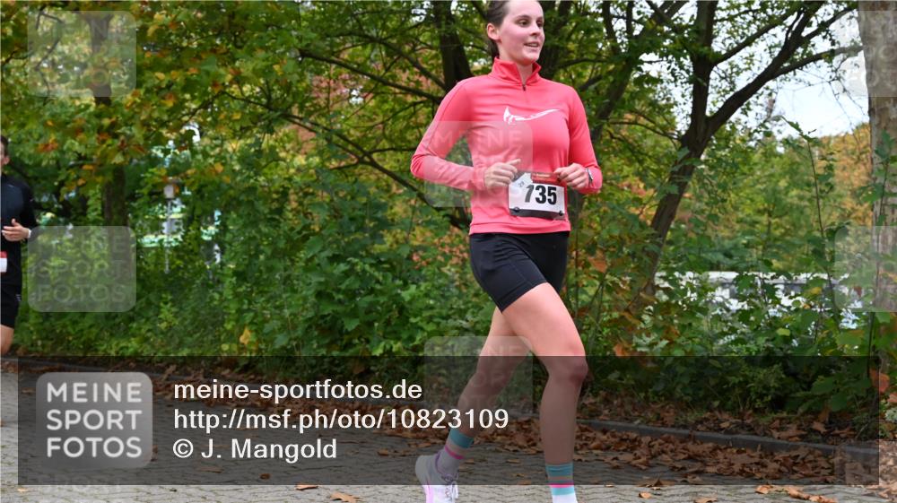 11.10.2026 - Bramfelder Halbmarathon 2026 J. Mangold http://msf.ph/oto/10823109 11.10.2026 10:27:55 Laufen 368, 521, 526, 637, 735 meine-sportfotos.de