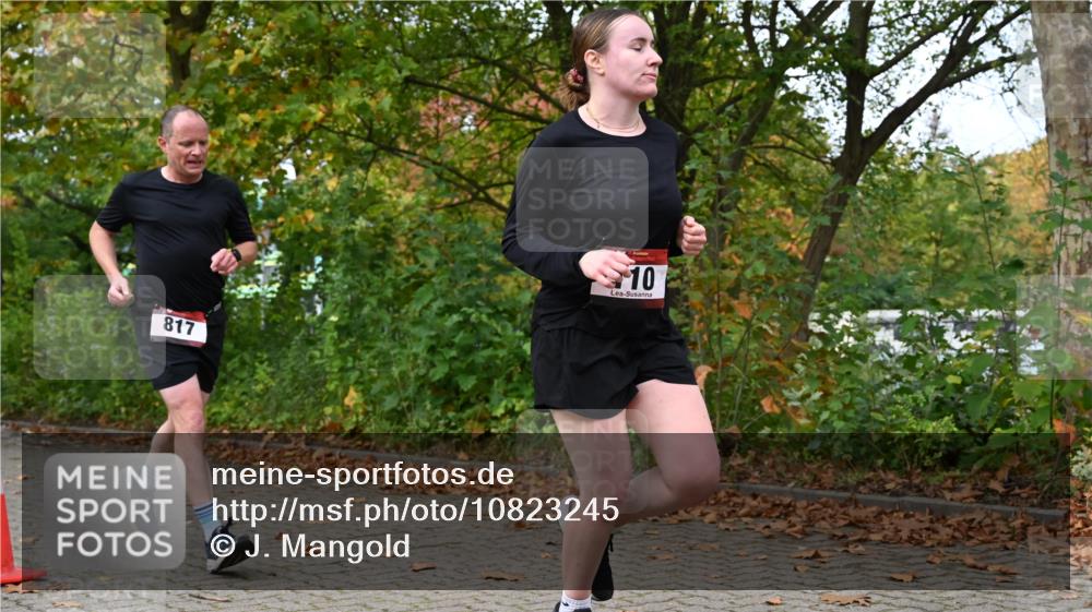 11.10.2026 - Bramfelder Halbmarathon 2026 J. Mangold http://msf.ph/oto/10823245 11.10.2026 10:30:39 Laufen 110, 323, 801, 817 meine-sportfotos.de