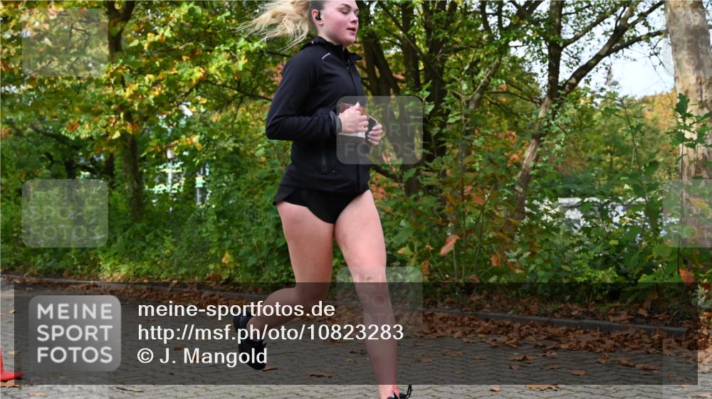 11.10.2026 - Bramfelder Halbmarathon 2026 J. Mangold http://msf.ph/oto/10823283 11.10.2026 10:31:19 Laufen 456, 753 meine-sportfotos.de